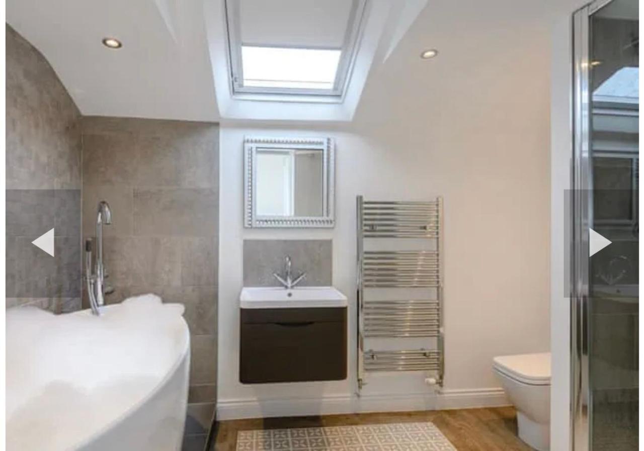 West Cottage. Central, Beautiful, 2 Mins To Beach. Cromer Exterior photo